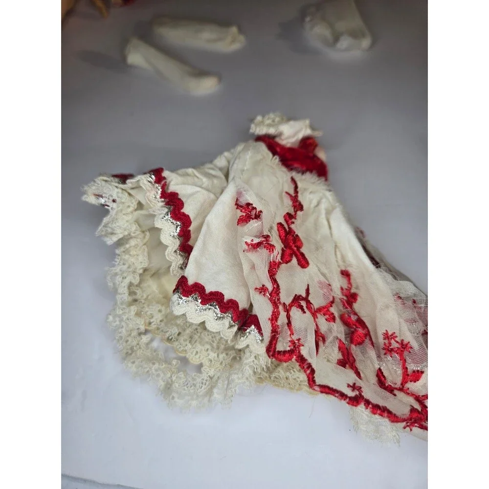 Vogue Ginny Doll Dolls of the World Ripped Dress Stain on Foot